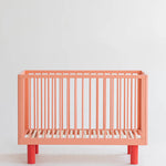 KARL & FRIC Ledikant Nox - Roze met rode poten - 60x120cm image 0