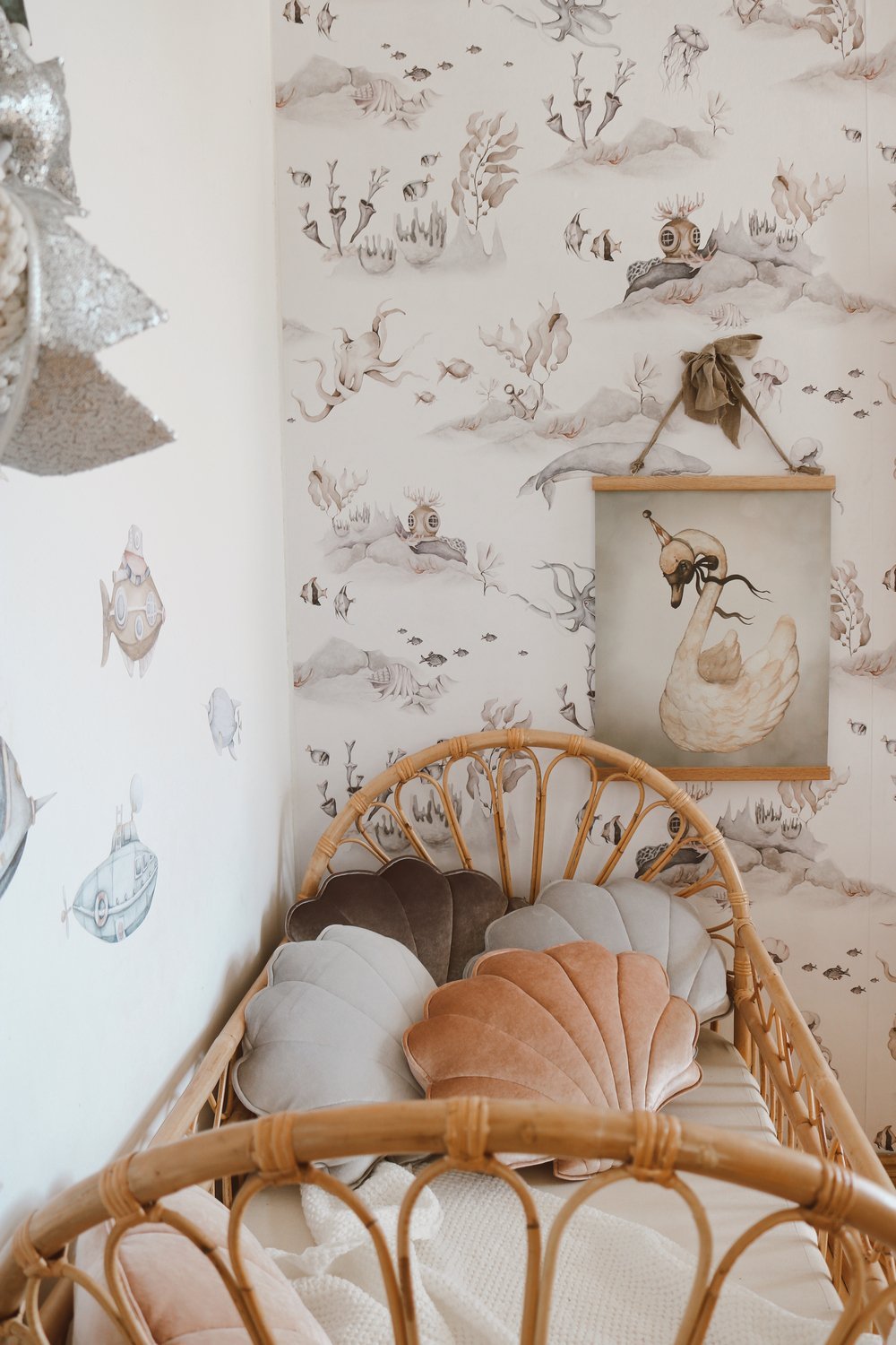 Fluwelen schelpkussen - beige pearl image 5