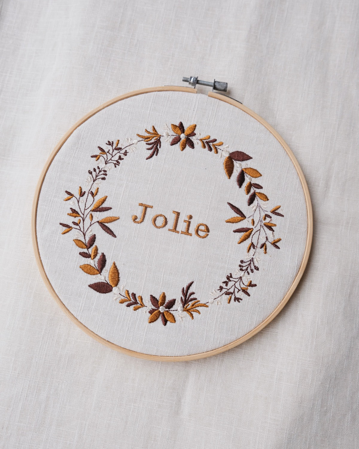 Borduurring met naam - bloemenkrans image 2