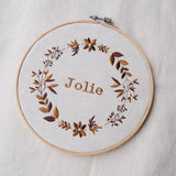 Borduurring met naam - bloemenkrans image 2