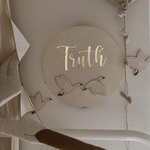 Houten Wandlamp met Ganzen en Naam image 3