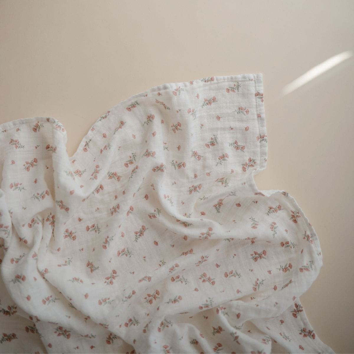 Mushie Swaddle - Pink Flowers - 120x120cm image 2