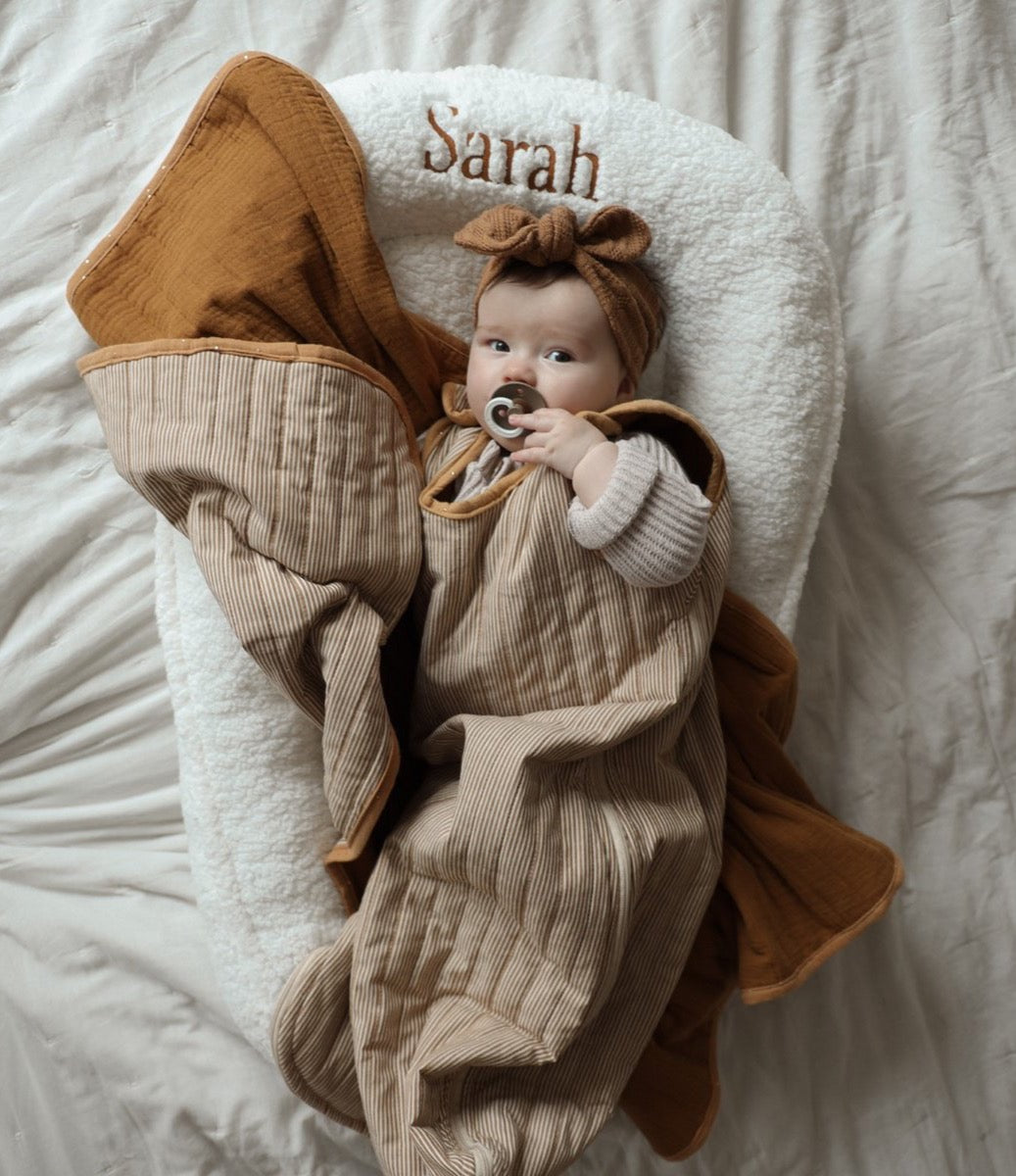 Teddy Babynestje met Naam - Wit image 0