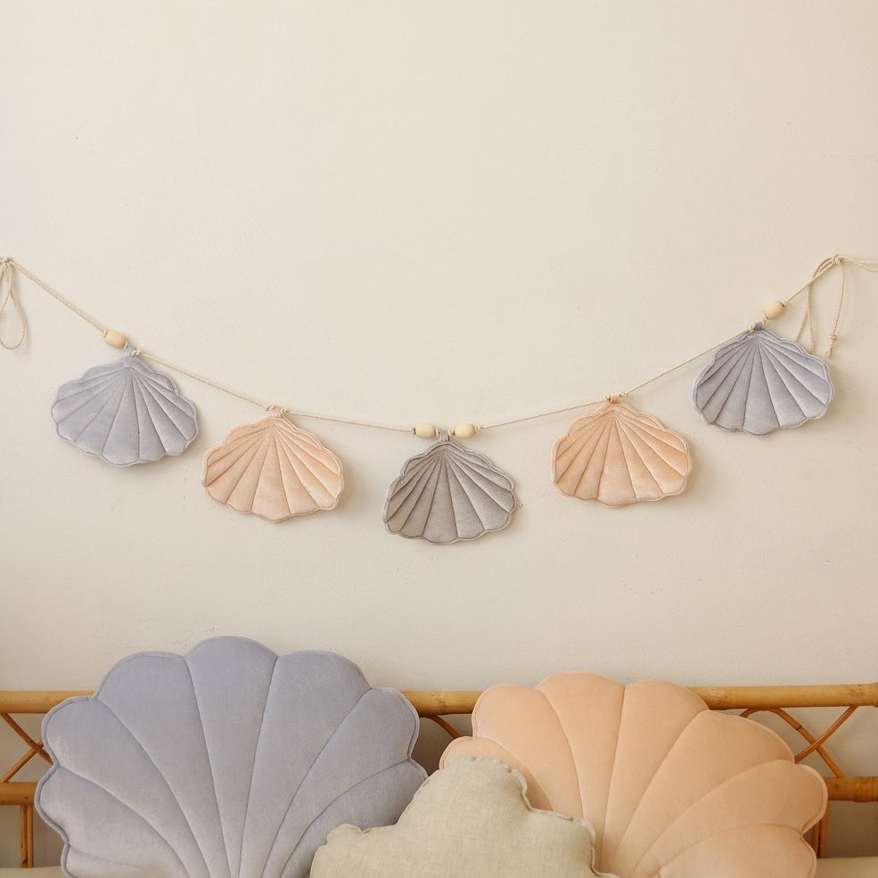 Fluwelen slinger met schelpen - blue pearl image 0