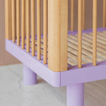 KARL & FRIC Ledikant Nox - Naturel met lila poten image 5