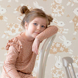 Majvillan Behang - Garden Party - Sandy Grey image 5