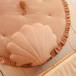 Fluwelen schelpkussen - latte image 4