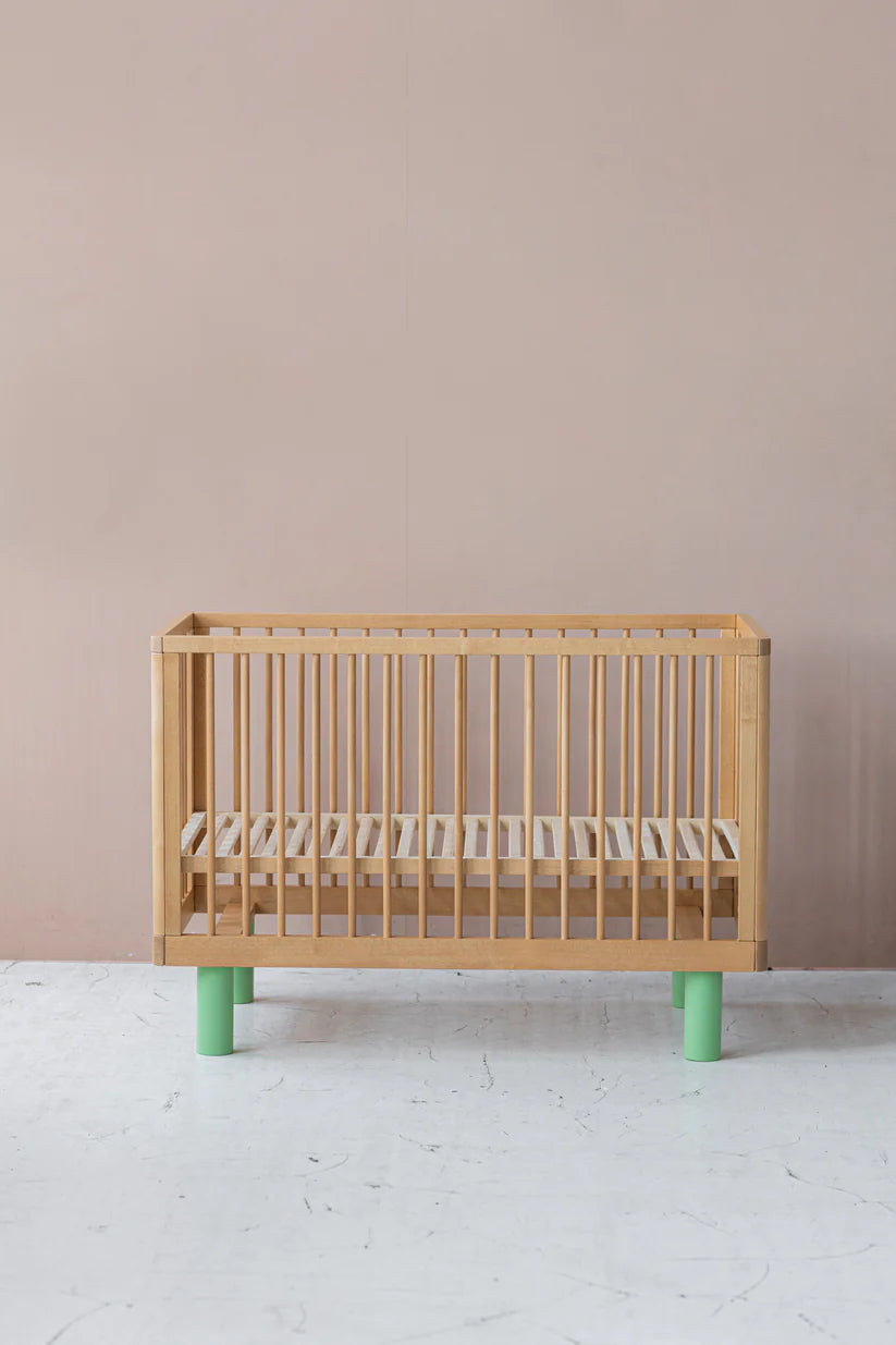 KARL & FRIC Ledikant Nox - Naturel met groene poten image 3