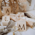 Gepersonaliseerde blokken met bloemenletters image 2