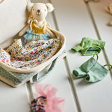 Bloomingville MINI Poppensetje met kleding en koffertje Lara Doll