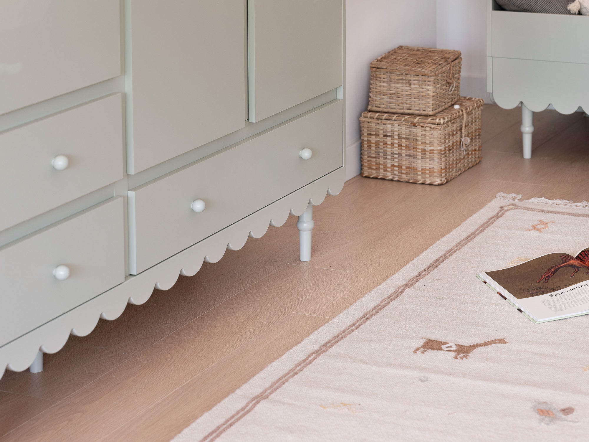 Wood Luck Kledingkast Babushka 3 Deurs - Olive image 5