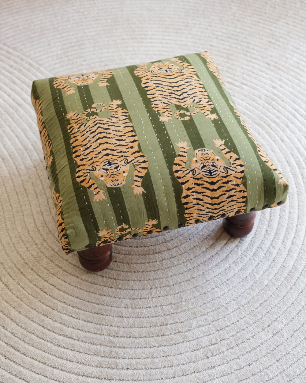 Poef Tijger - Groen - 40 x 40cm image 1