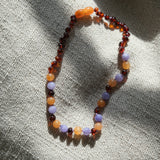Barnsteen ketting baby/peuter - cognac, aventurine, paarse jade