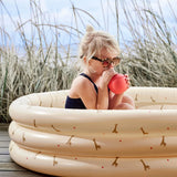 OYOY Living Design - Siliconen Kinderbeker Met Rietje - Appel - Rood