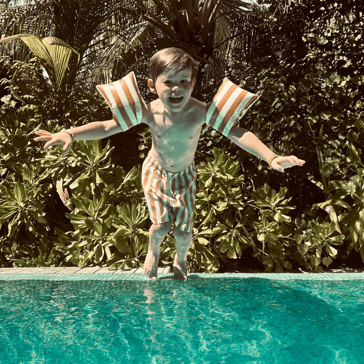 Zwembandjes Swim Essentials | Flow Bruin/Wit 2-6 jaar image 4