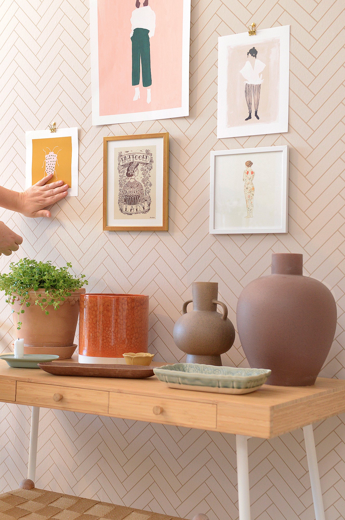 Majvillan Behang - Herringbone - Sandy Beige image 2