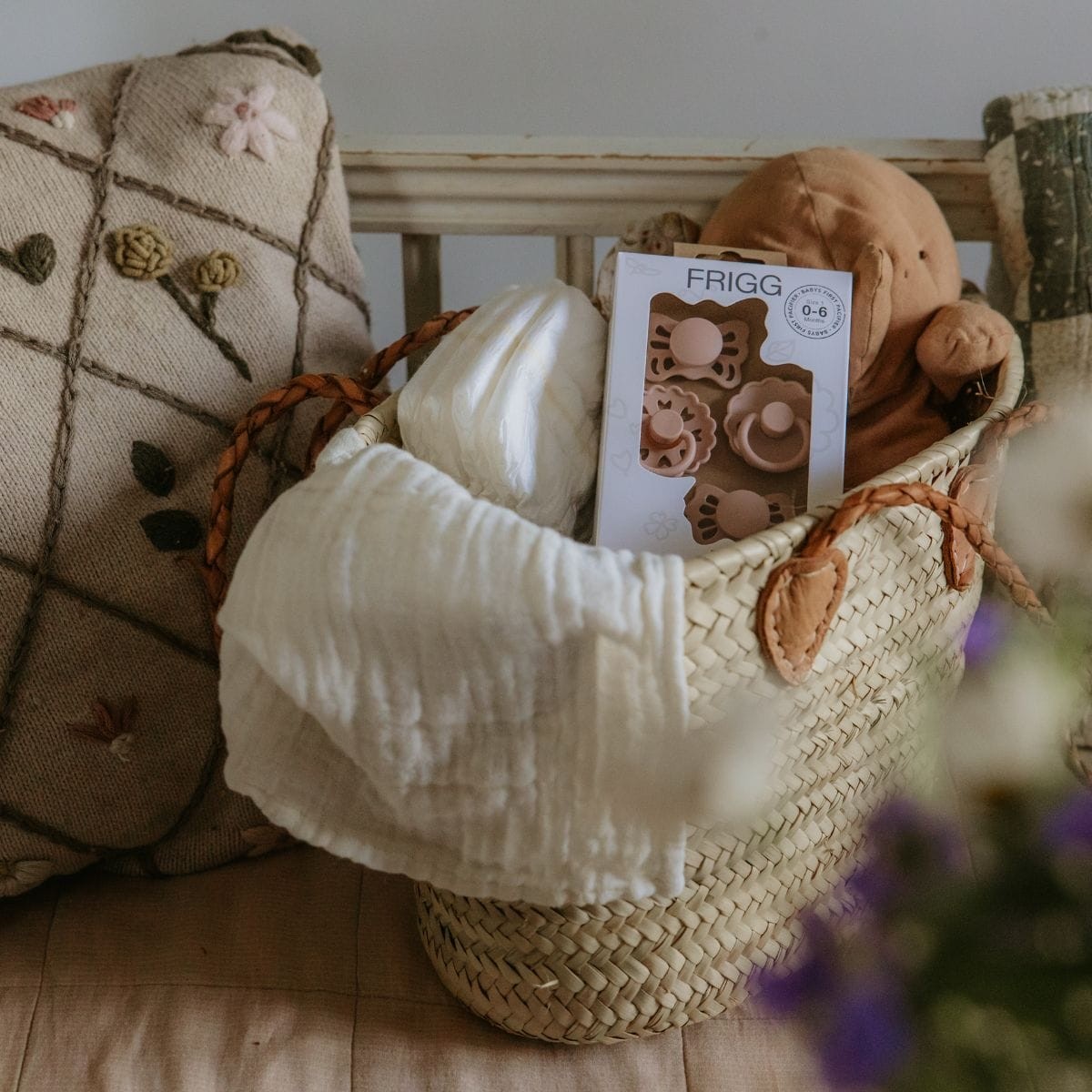 Frigg Baby's First Pacifier - Fopspeen Starterset - Blush image 2