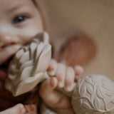 Natruba Rammelaar/Bijtspeelgoed Roos - Natuurrubber image 2