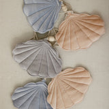 Fluwelen slinger met schelpen - blue pearl image 4