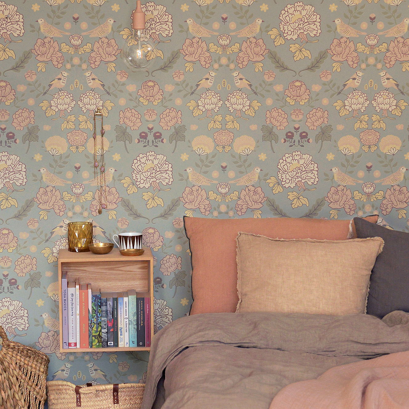 Majvillan Behang - June - Saga Green image 0