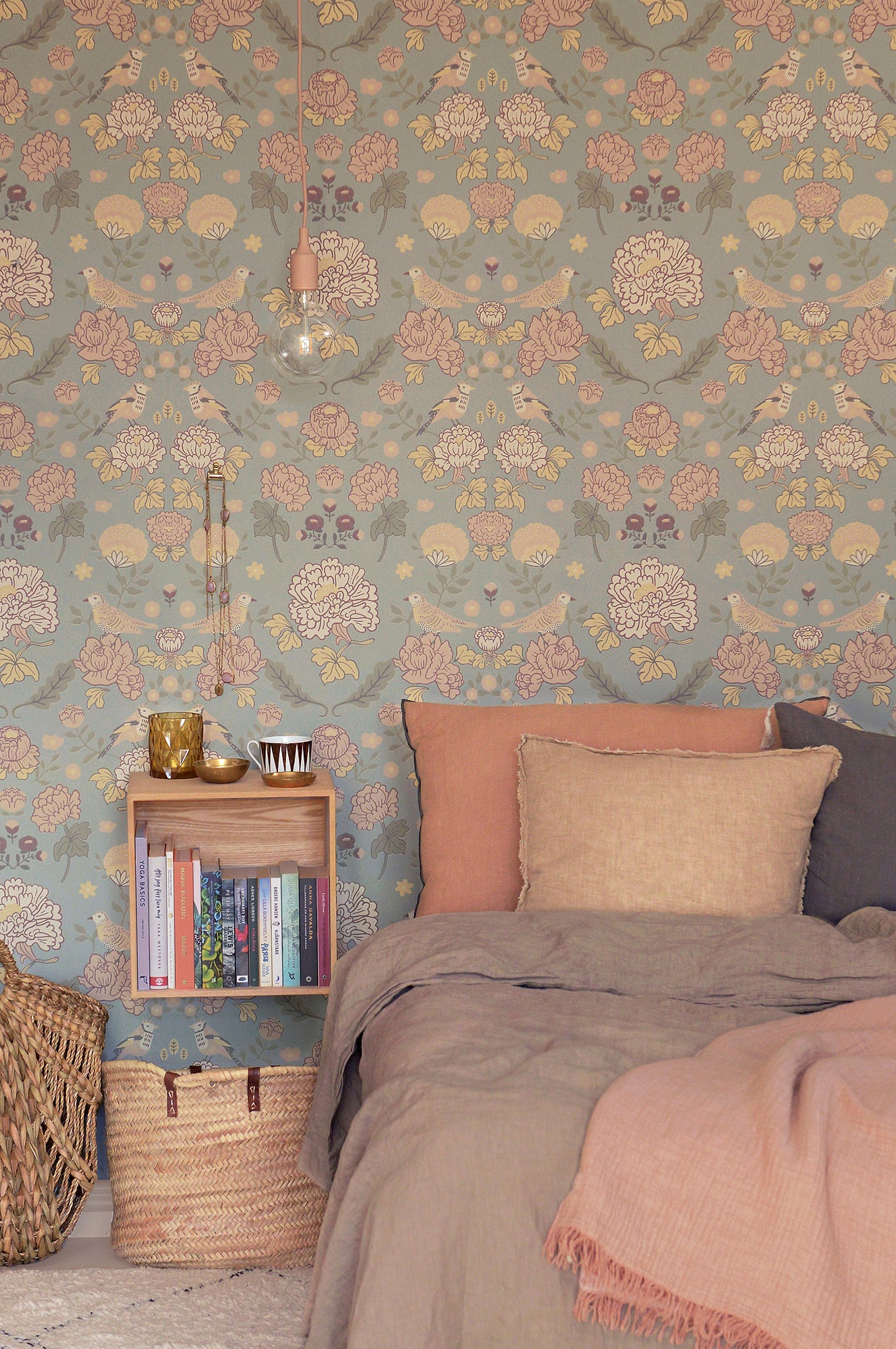 Majvillan Behang - June - Saga Green image 0