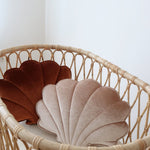 Fluwelen schelpkussen - beige pearl image 7